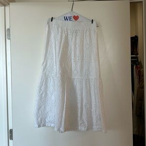 Gap eyelet white midi skirt